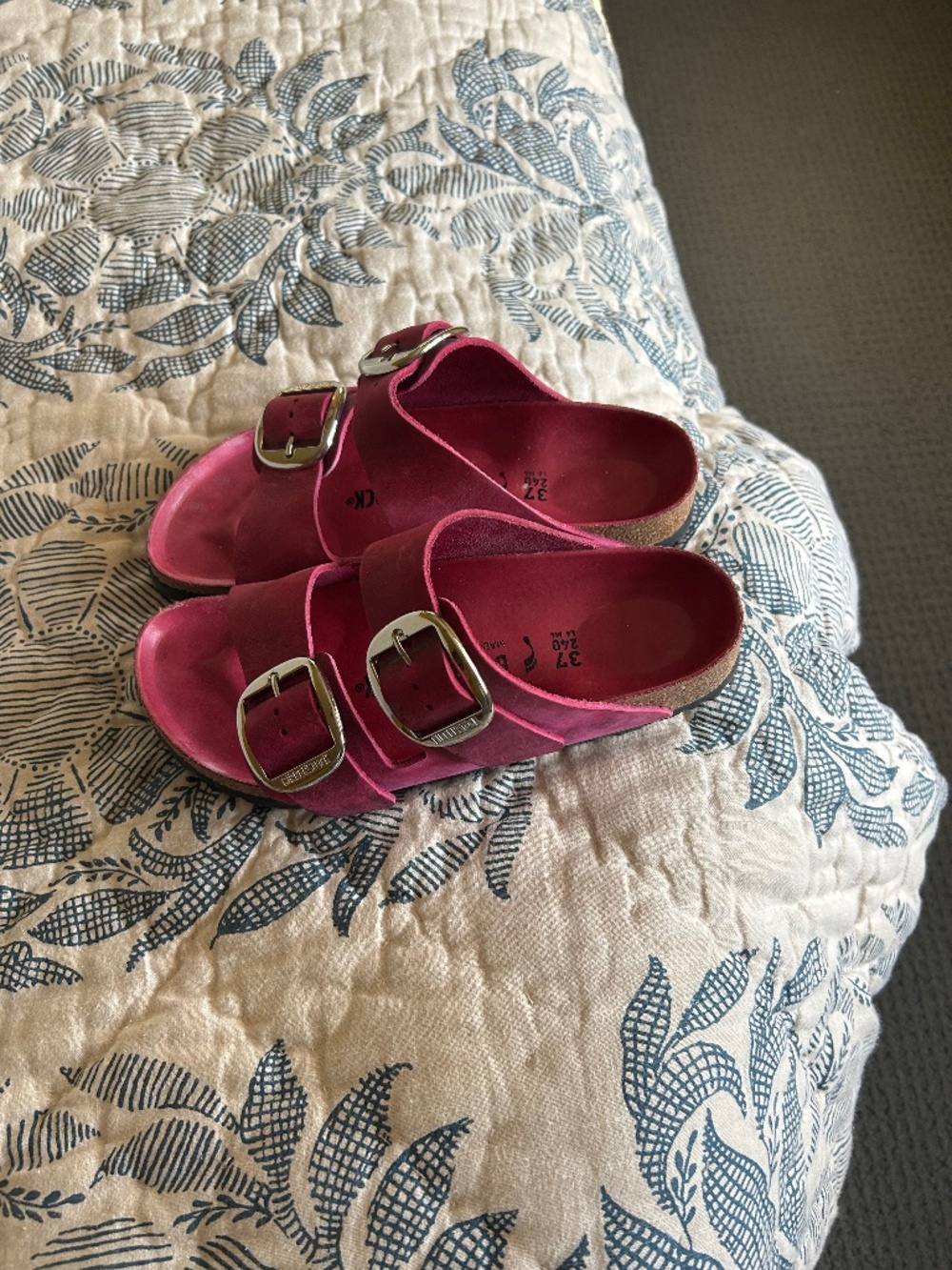 Birkenstock sandals women’s 7.5/37